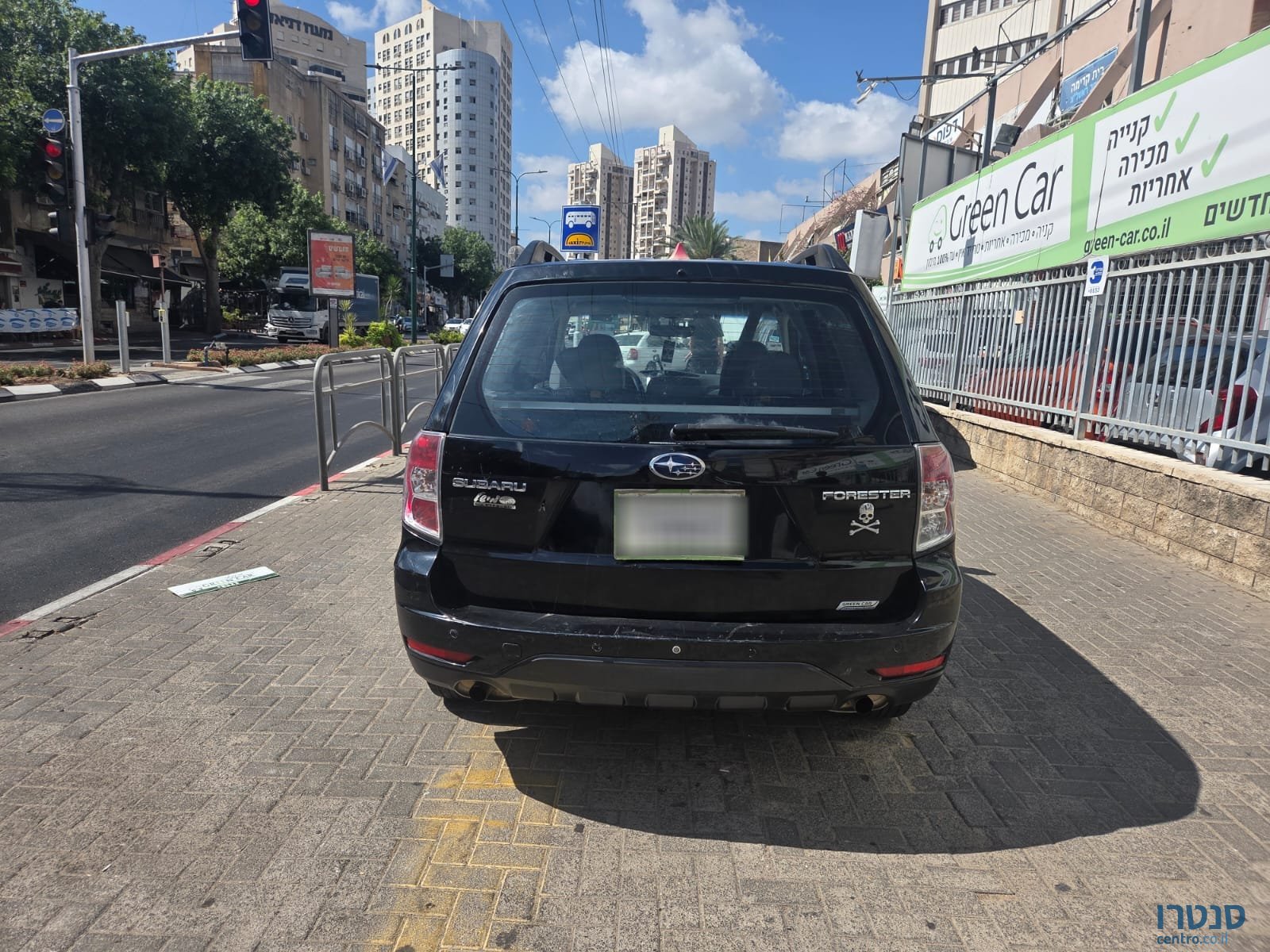 2010' Subaru Forester photo #6