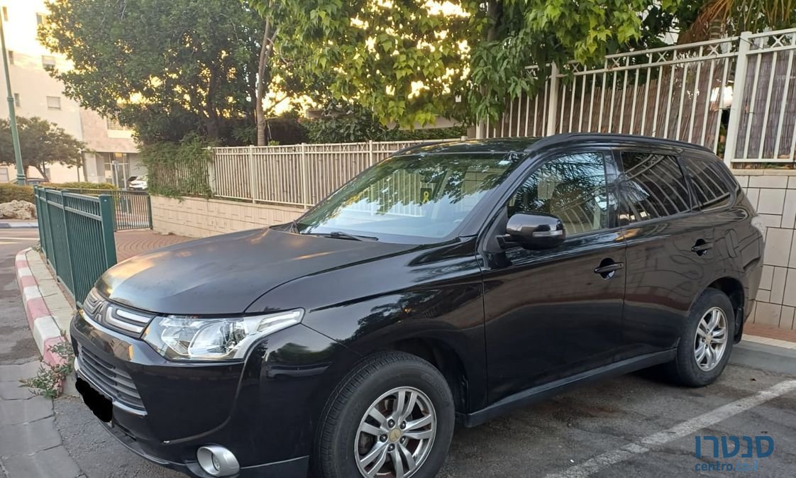 2013' Mitsubishi Outlander מיצובישי אאוטלנדר photo #1