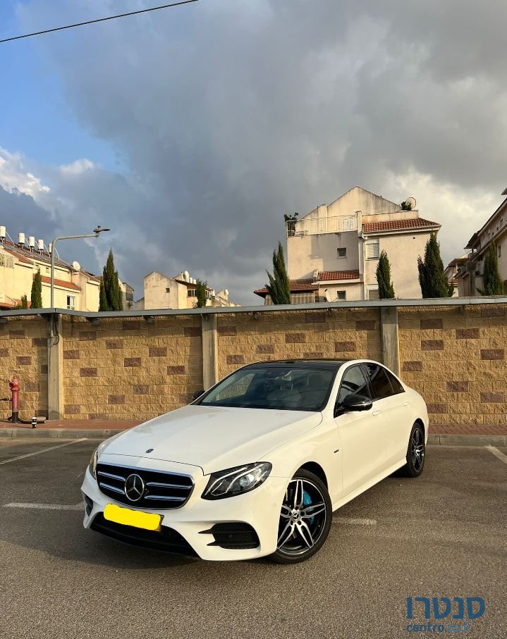 2017' Mercedes-Benz E-Class מרצדס photo #1