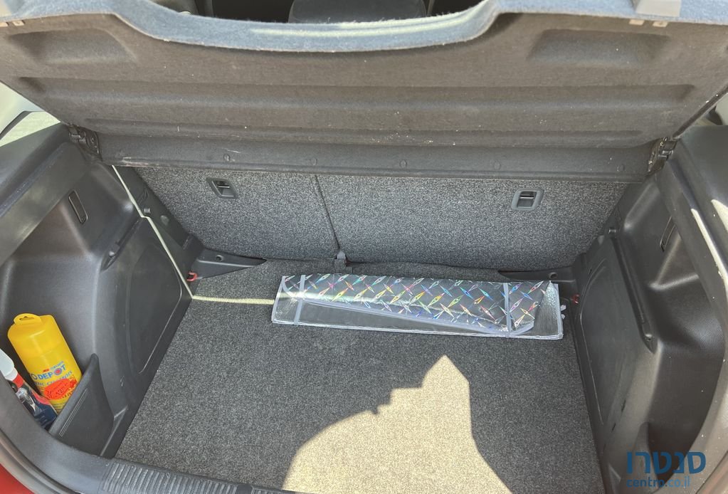 2014' Skoda Fabia סקודה פאביה photo #4