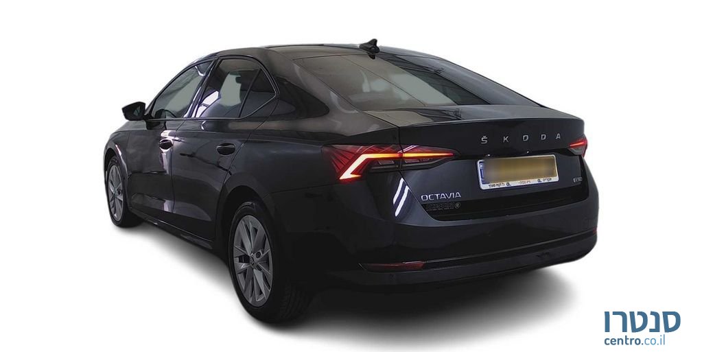 2022' Skoda Octavia סקודה אוקטביה photo #2