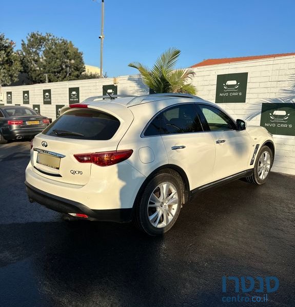 2019' Infiniti QX70 אינפיניטי photo #6