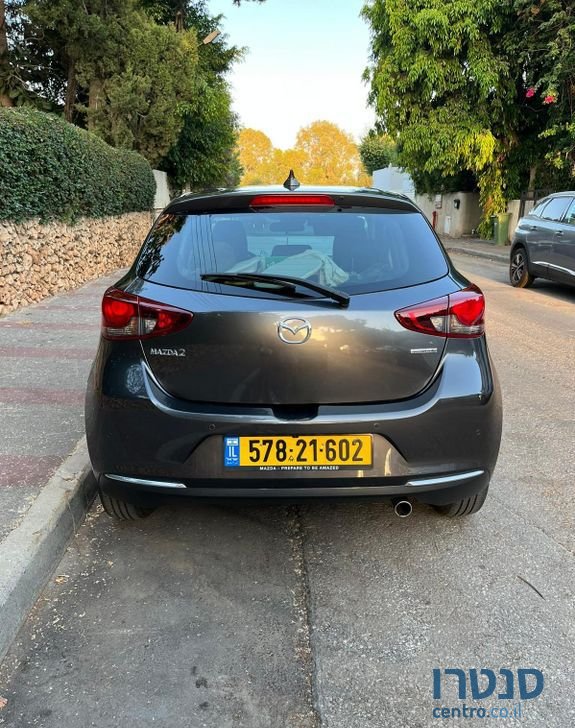 2021' Mazda 2 מאזדה photo #1