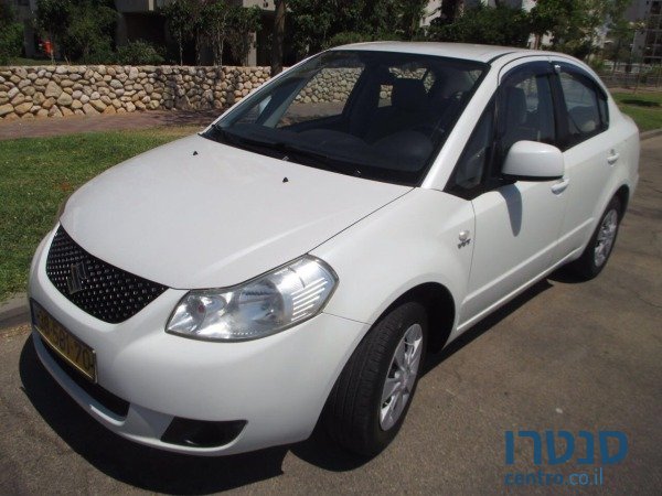 2009' Suzuki SX4 photo #1