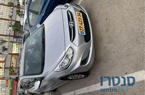2015' Hyundai i25 i25 יונדאי photo #2