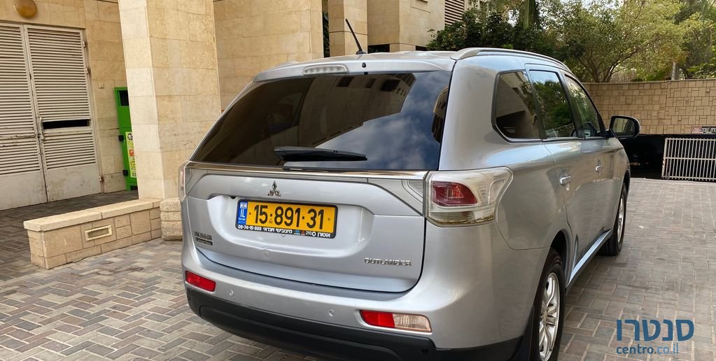 2014' Mitsubishi Outlander מיצובישי אאוטלנדר photo #3