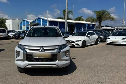 2022' Mitsubishi L200 מיצובישי טרייטון
