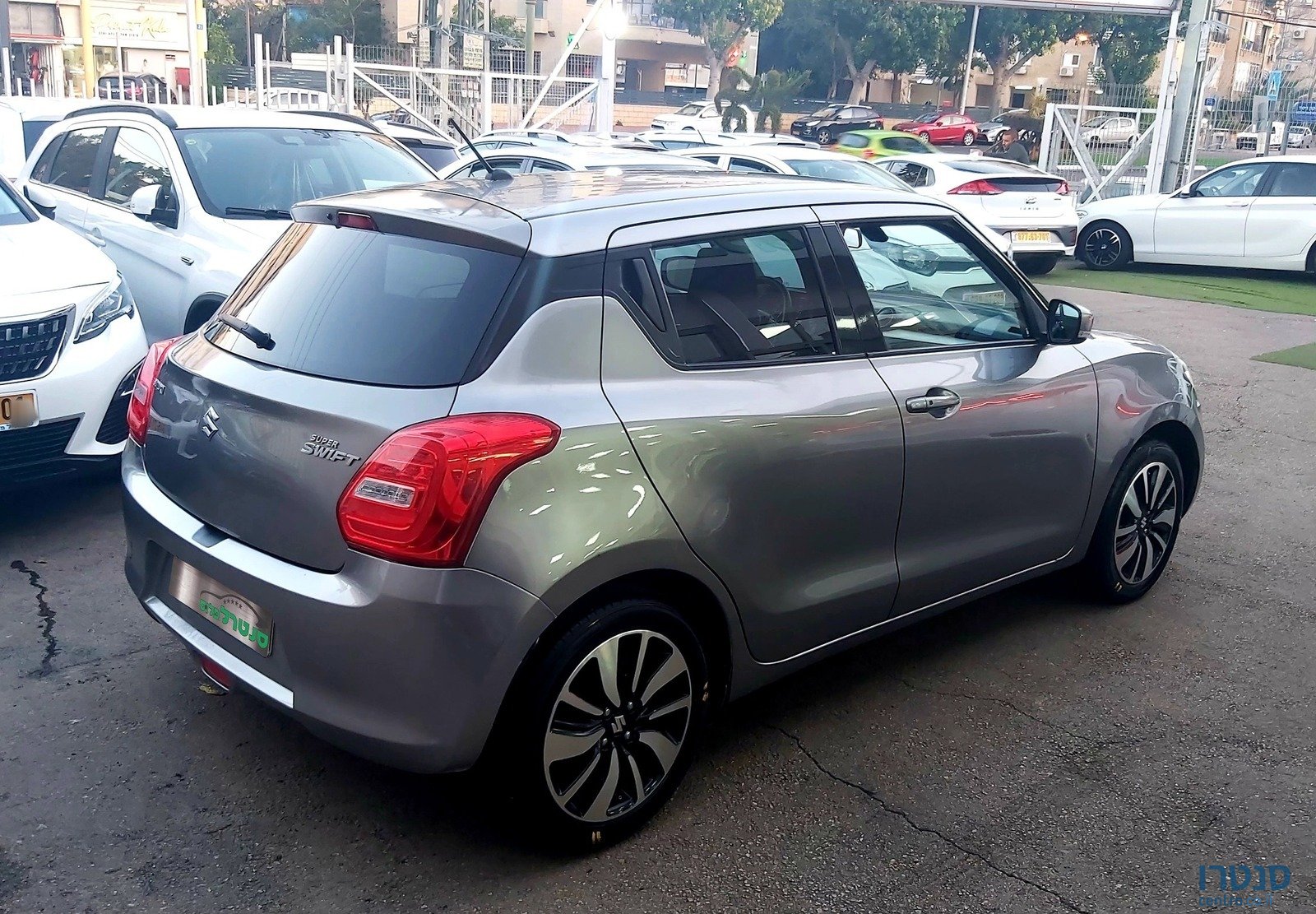 2020' Suzuki Swift photo #3