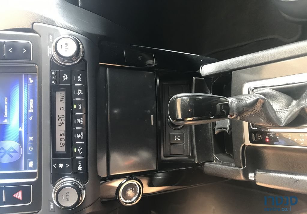 2015' Toyota Land Cruiser טויוטה לנד קרוזר photo #2