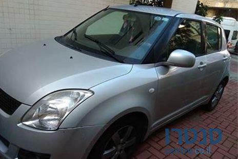2010' Suzuki Swift סוזוקי סוויפט photo #1