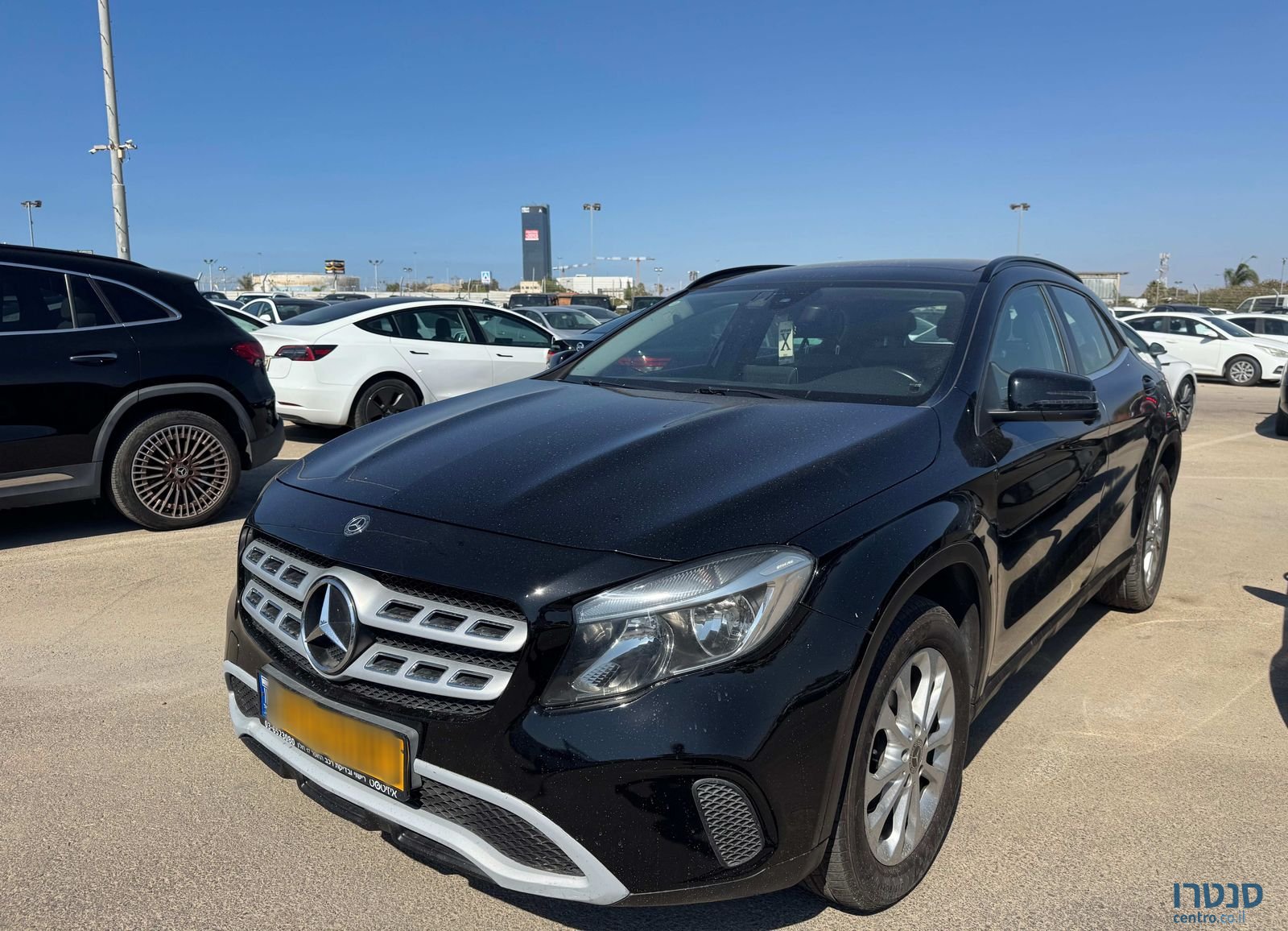 2018' Mercedes-Benz GLA מרצדס-בנץ photo #4