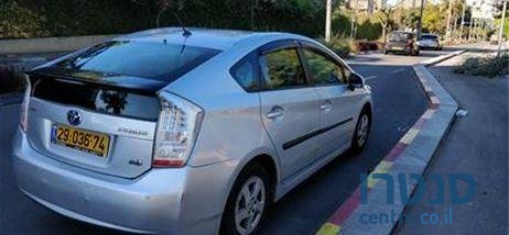 2011' Toyota Prius טויוטה פריוס photo #2