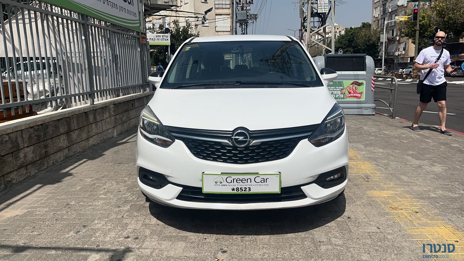 2018' Opel Zafira photo #2