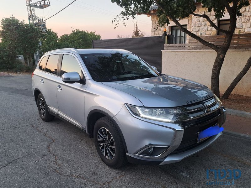 2016' Mitsubishi Outlander מיצובישי אאוטלנדר photo #2