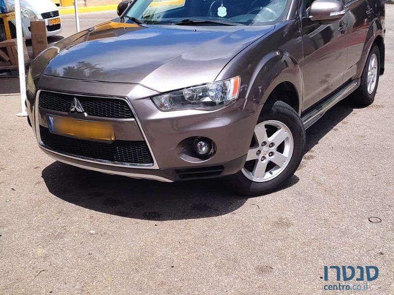 2010' Mitsubishi Outlander מיצובישי אאוטלנדר photo #1