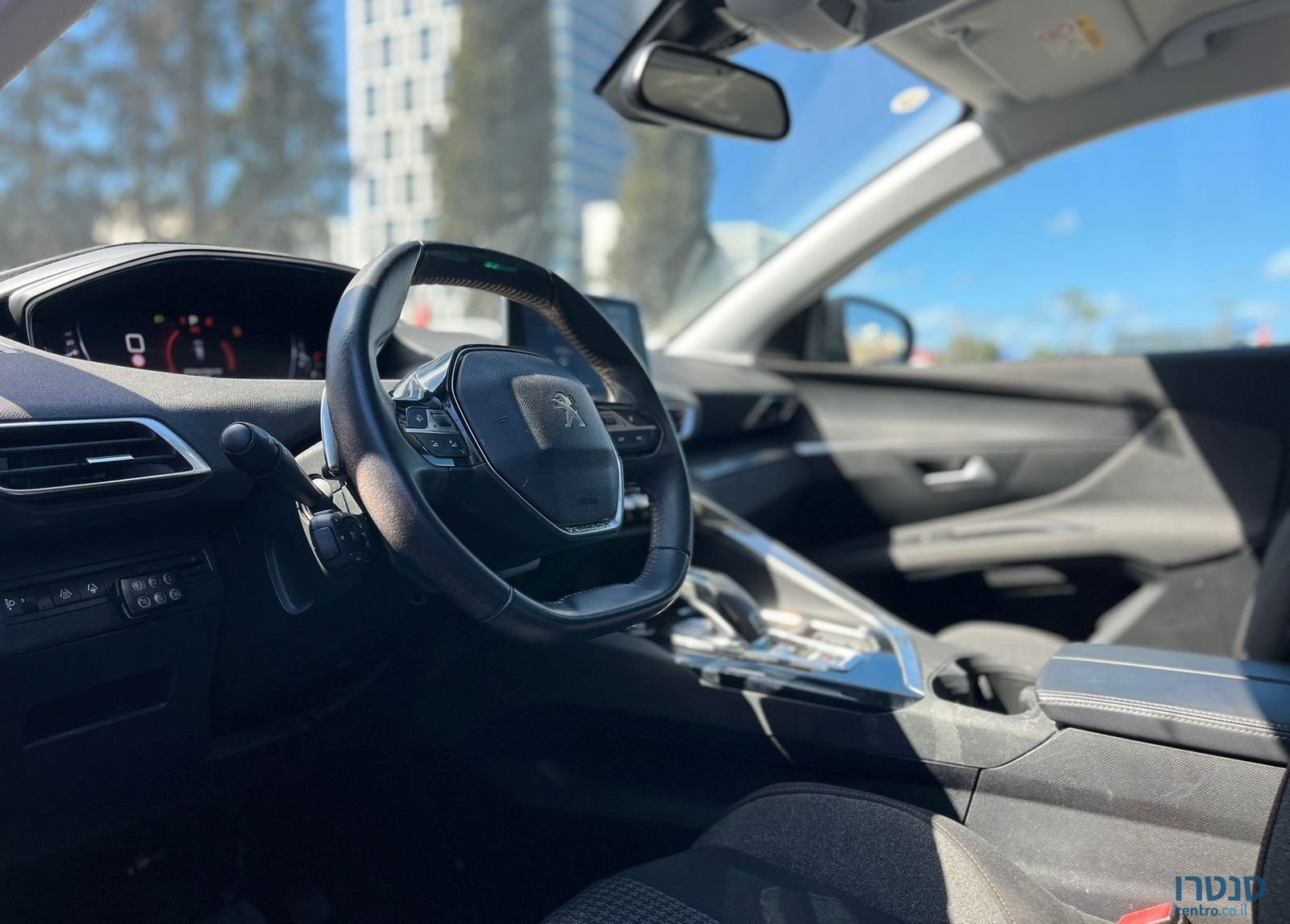 2022' Peugeot 3008 פיג'ו photo #5