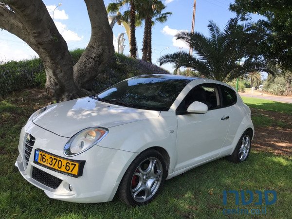 2010' Alfa Romeo MiTo photo #1