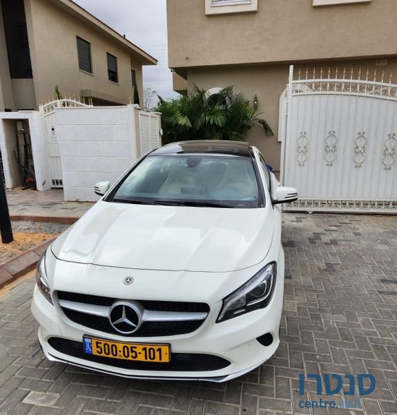 2018' Mercedes-Benz Cla מרצדס photo #3