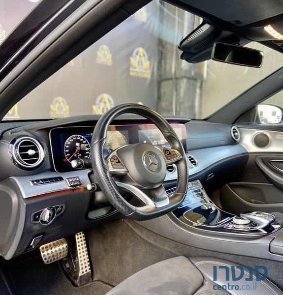 2019' Mercedes-Benz E-Class מרצדס photo #6