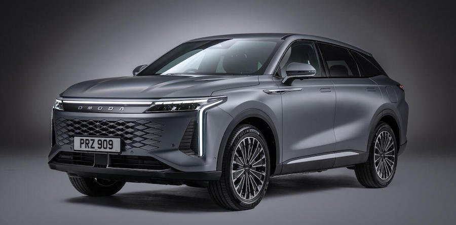 Omoda 9 revealed as £45k hybrid with 93-mile EV range