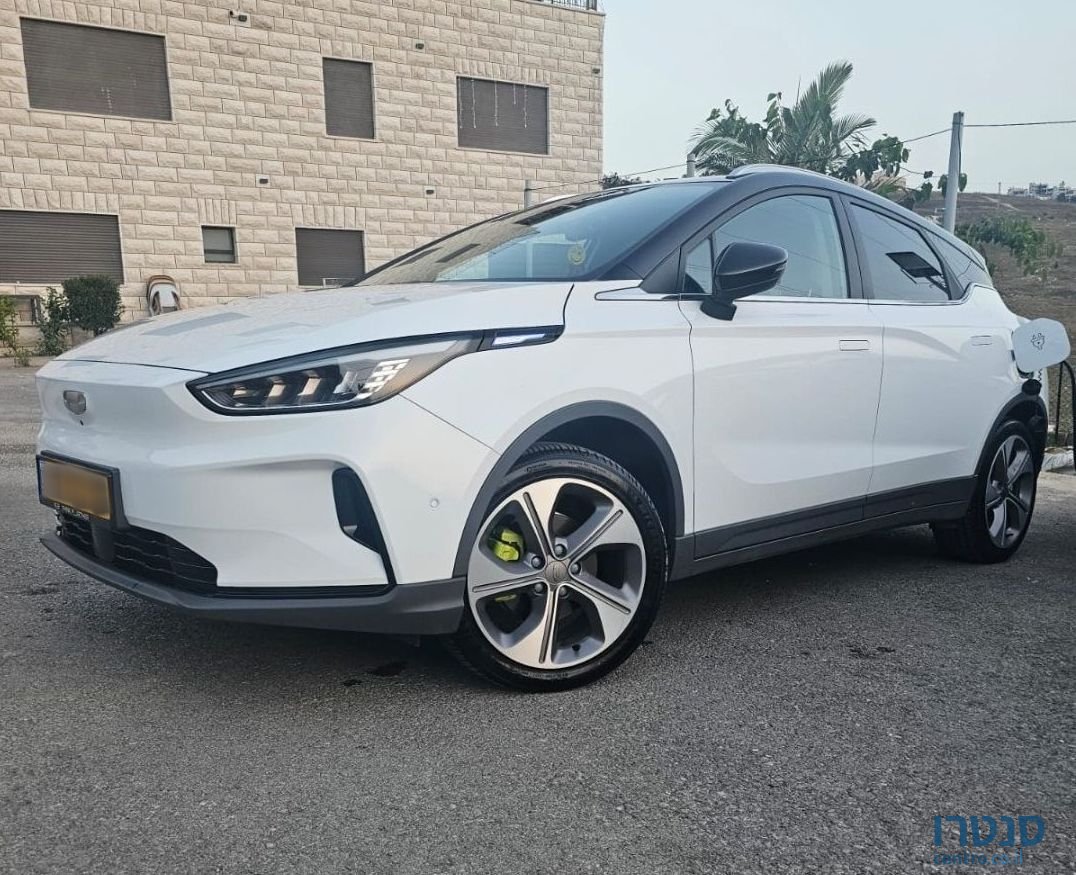 2022' Geely Geometry C ג׳ילי photo #2