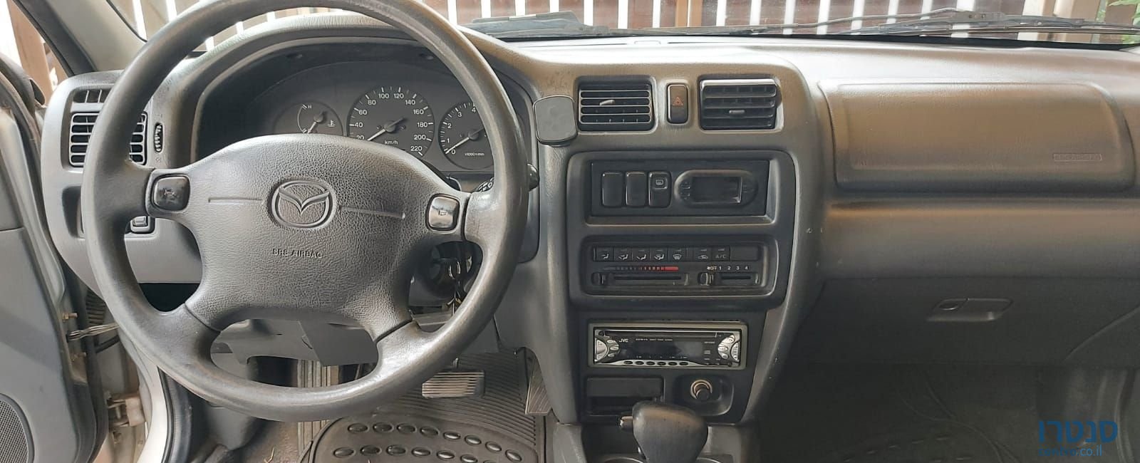 1998' Mazda 323 מאזדה לאנטיס photo #6