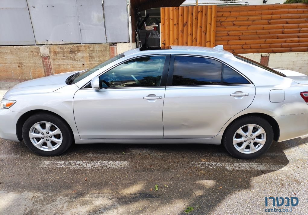 2011' Toyota Camry טויוטה קאמרי photo #2