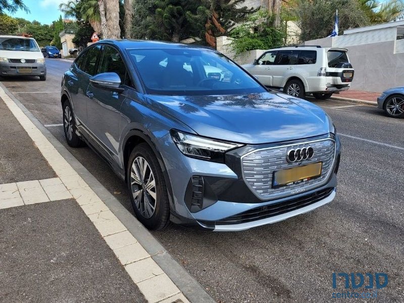 2022' Audi Q4 e-tron אאודי photo #3