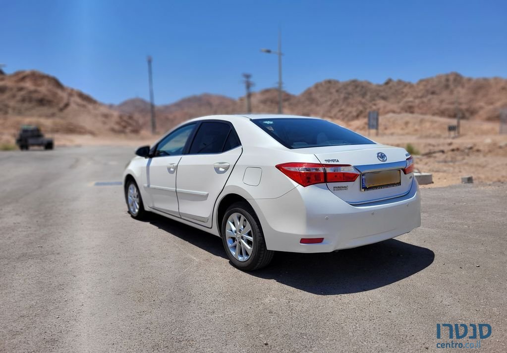 2016' Toyota Corolla טויוטה קורולה photo #1
