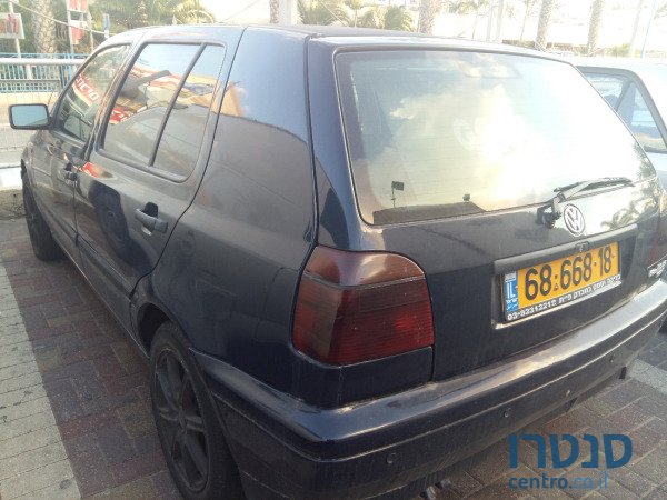 1998' Volkswagen Golf photo #2