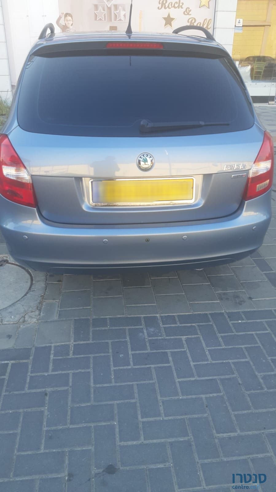 2011' Skoda Fabia סקודה פאביה photo #2