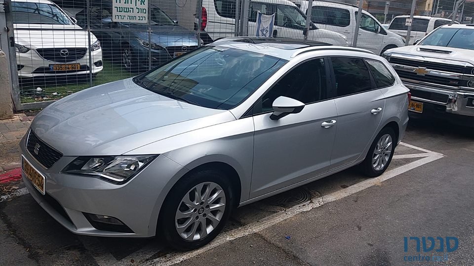 2015' SEAT Leon photo #1