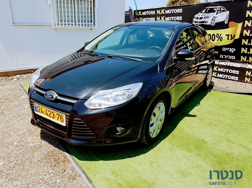 2013' Ford Focus photo #1