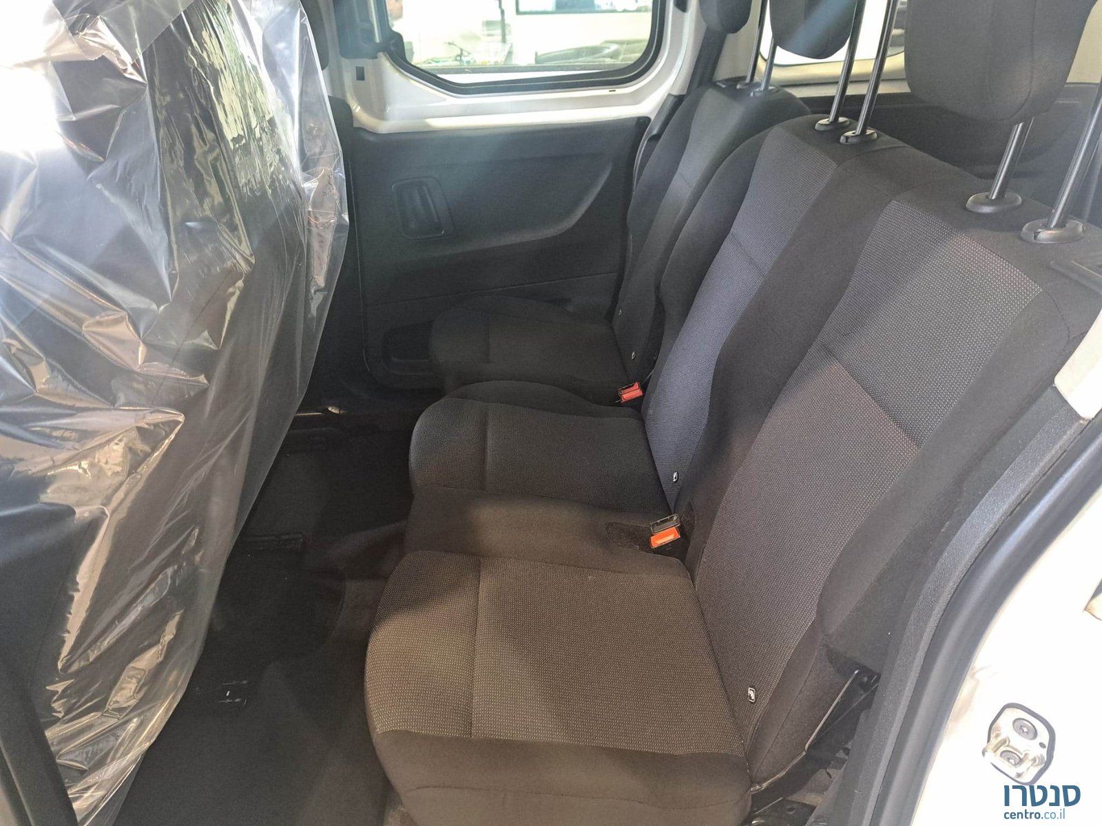 2021' Toyota ProAce City photo #5
