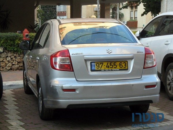 2008' Suzuki SX4 photo #3