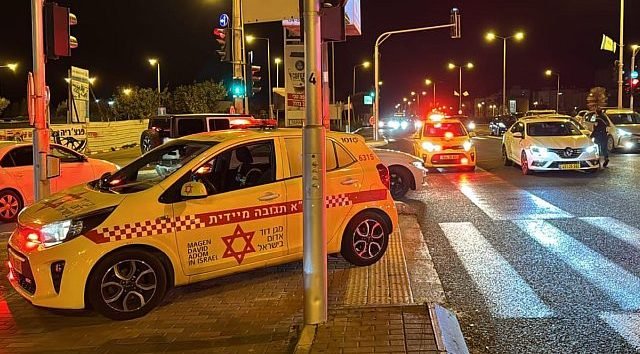 Автомобиль сбил пешехода в Хайфе