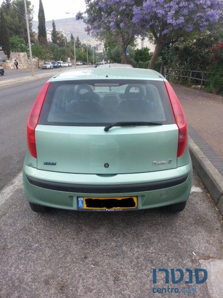 2002' Fiat Punto photo #3