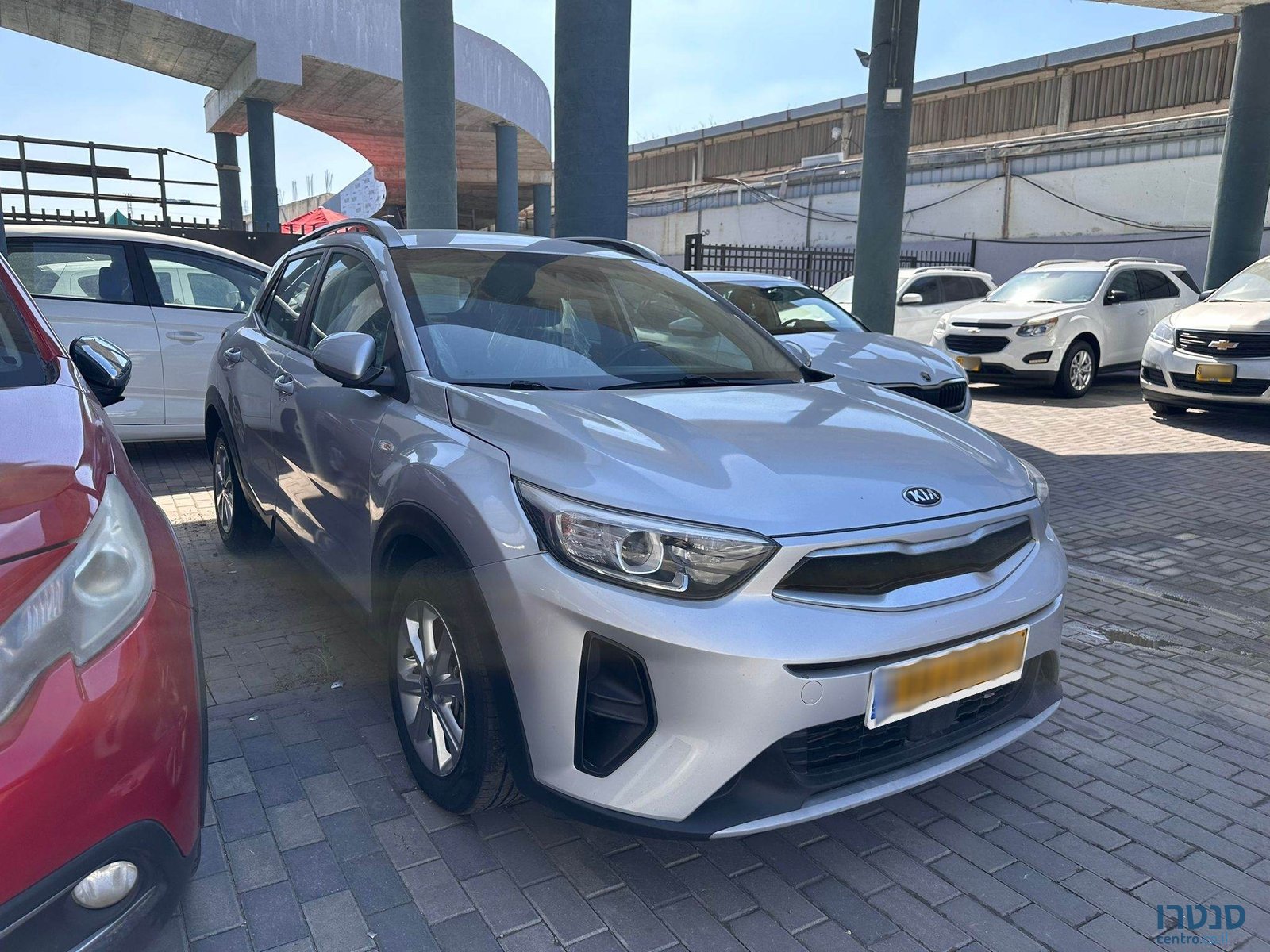 2020' Kia Stonic photo #2