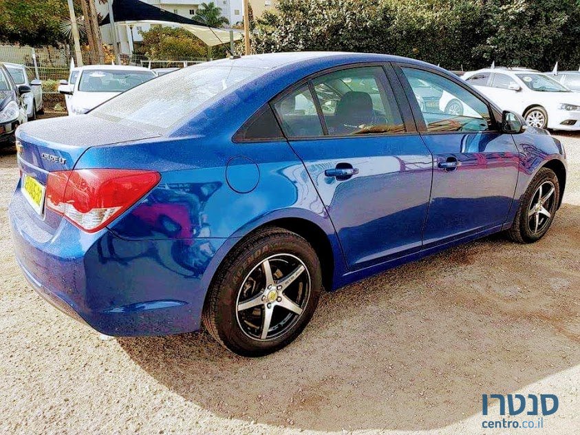 2014' Chevrolet Cruze photo #2