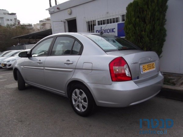 2007' Hyundai Accent photo #2