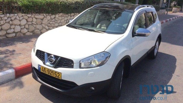 2013' Nissan Qashqai photo #1