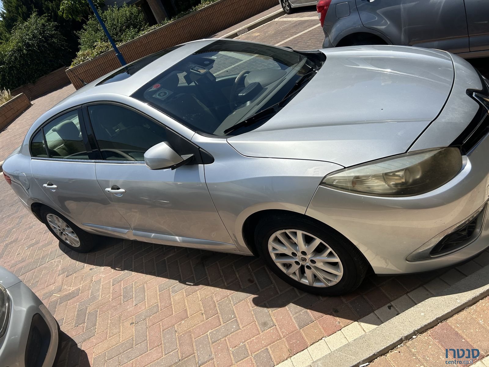 2015' Renault Fluence רנו פלואנס photo #2