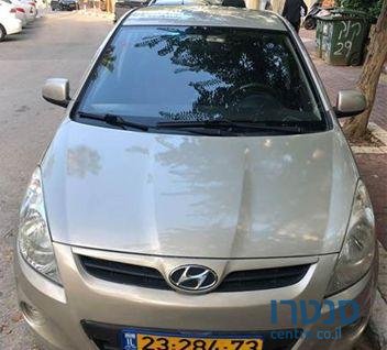 2010' Hyundai i20 יונדאי אינספייר photo #2