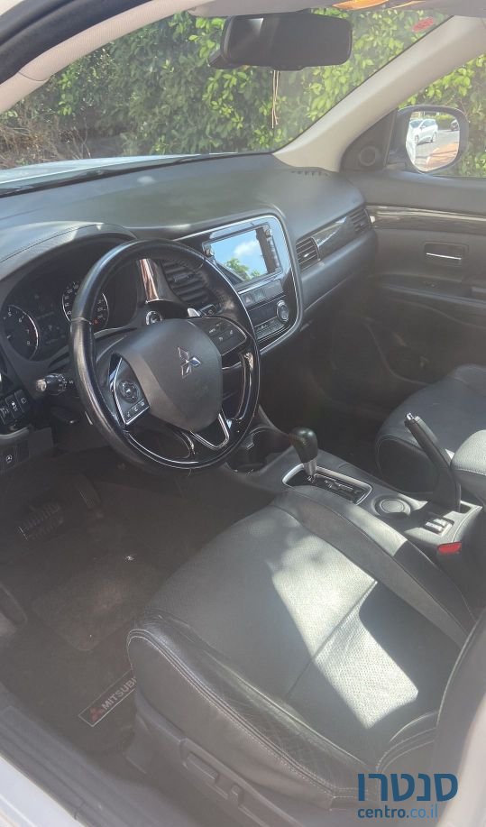 2015' Mitsubishi Outlander מיצובישי אאוטלנדר photo #1