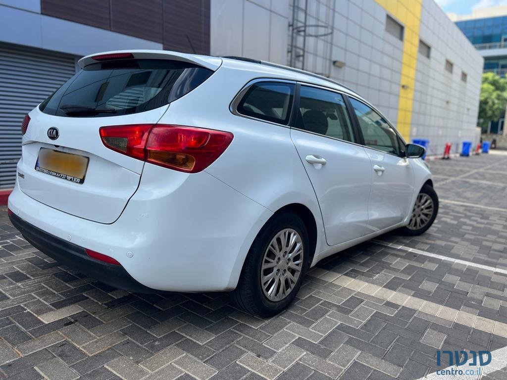 2015' Kia Ceed photo #3