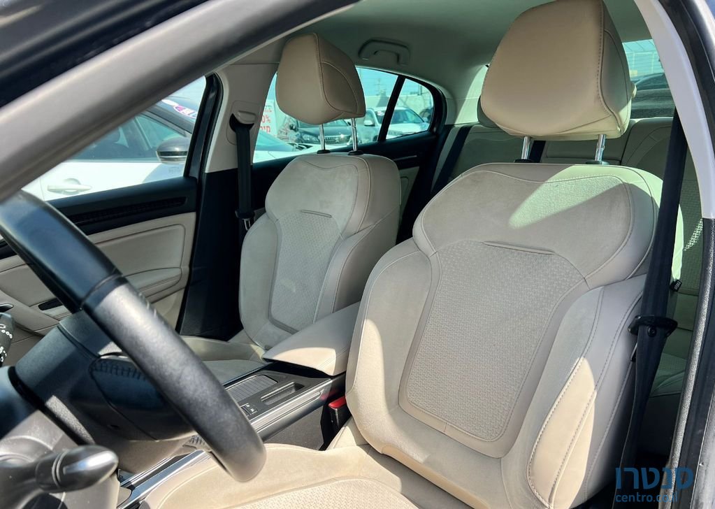 2019' Renault Megane רנו מגאן photo #5