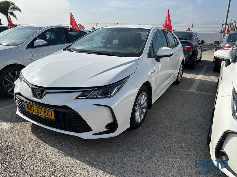 2019' Toyota Corolla טויוטה קורולה photo #1