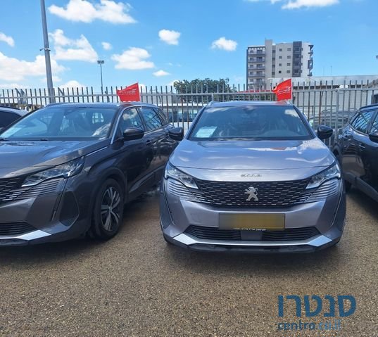 2023' Peugeot 5008 פיג'ו photo #1