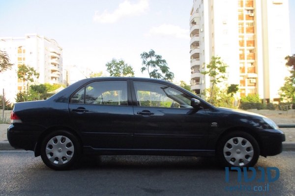 2008' Mitsubishi Lancer photo #2