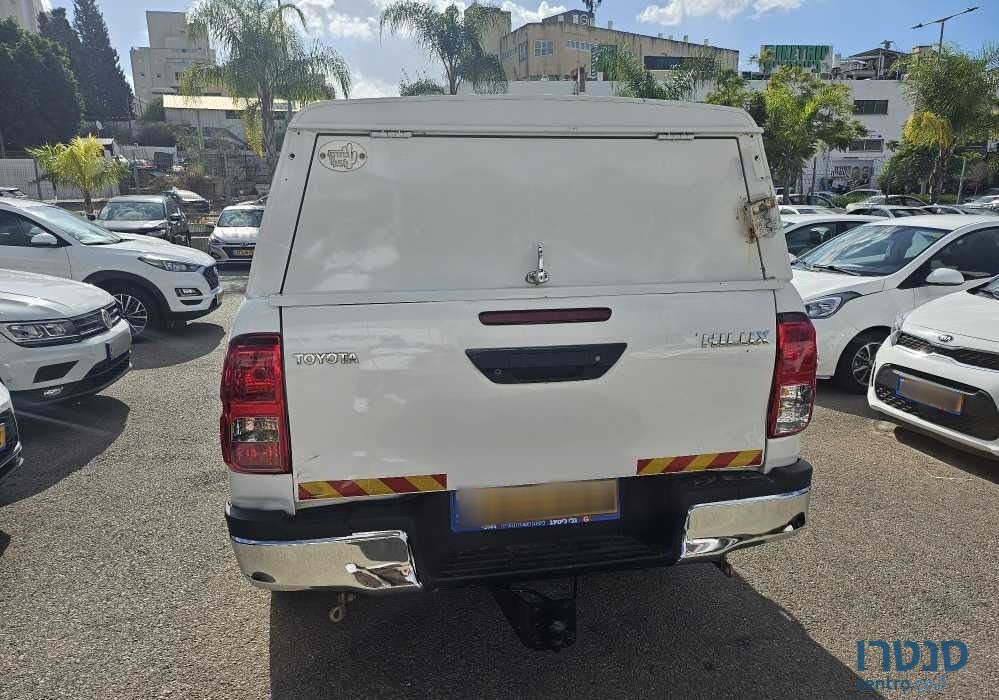 2020' Toyota Hilux טויוטה היילקס photo #3